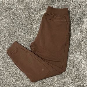 lululemon men’s city sweat jogger, size small, dark mocha